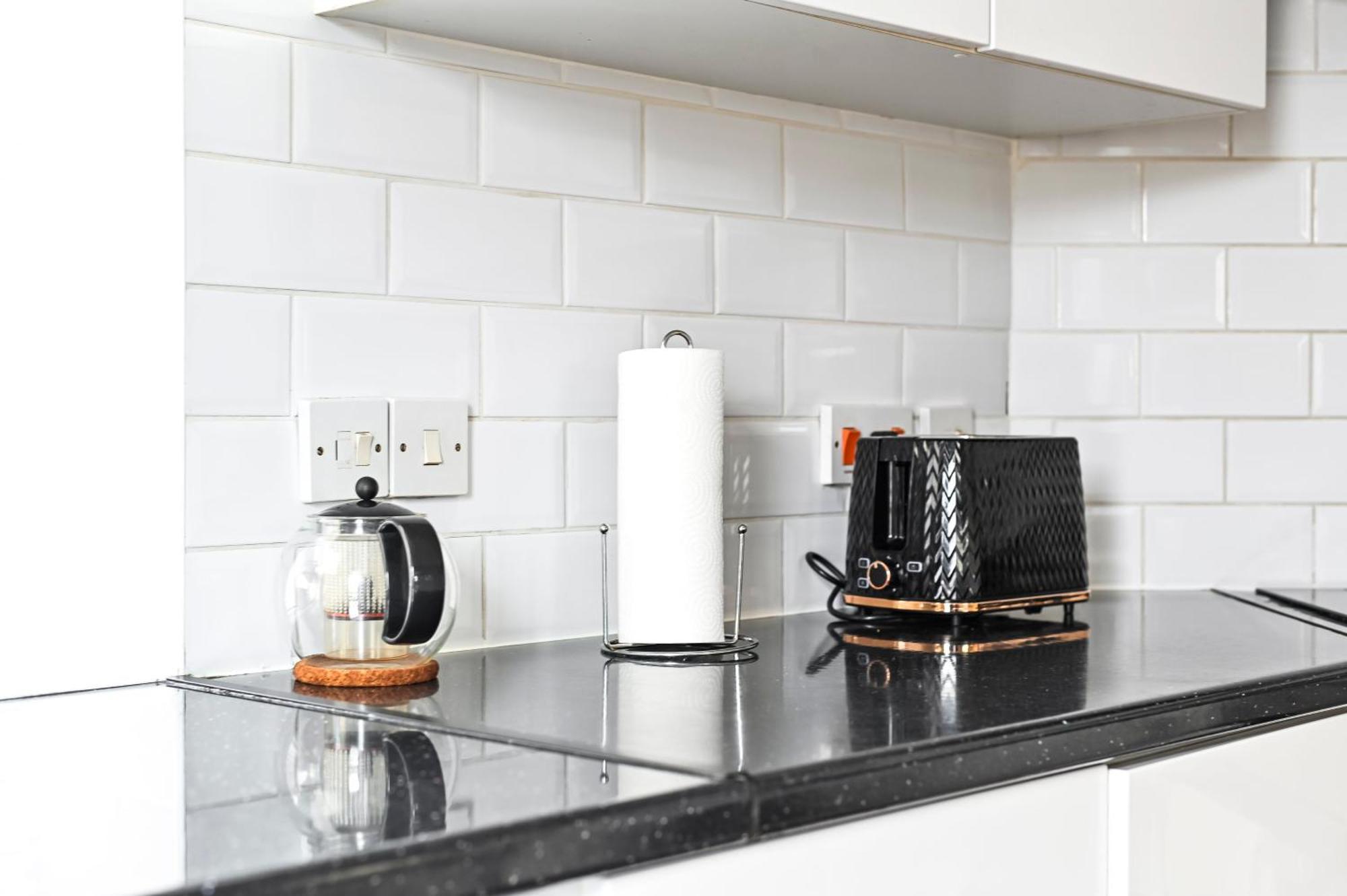 伦敦Cosy 1-Bed E15, Sleeps 4, 1 Min From Tube Station Near O2 Arena公寓 外观 照片