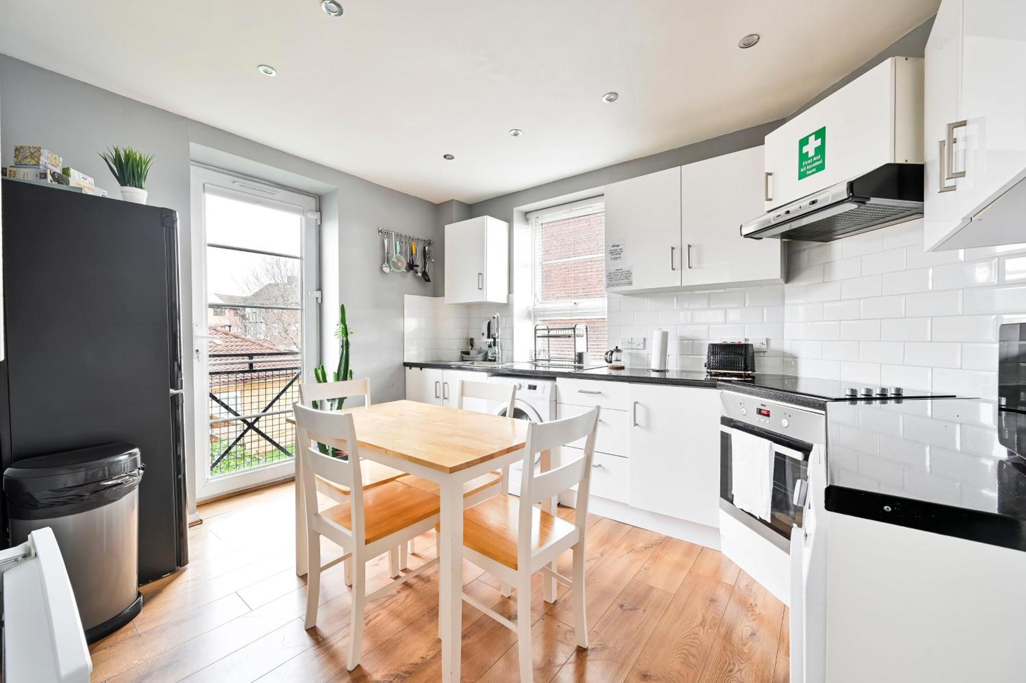伦敦Cosy 1-Bed E15, Sleeps 4, 1 Min From Tube Station Near O2 Arena公寓 外观 照片